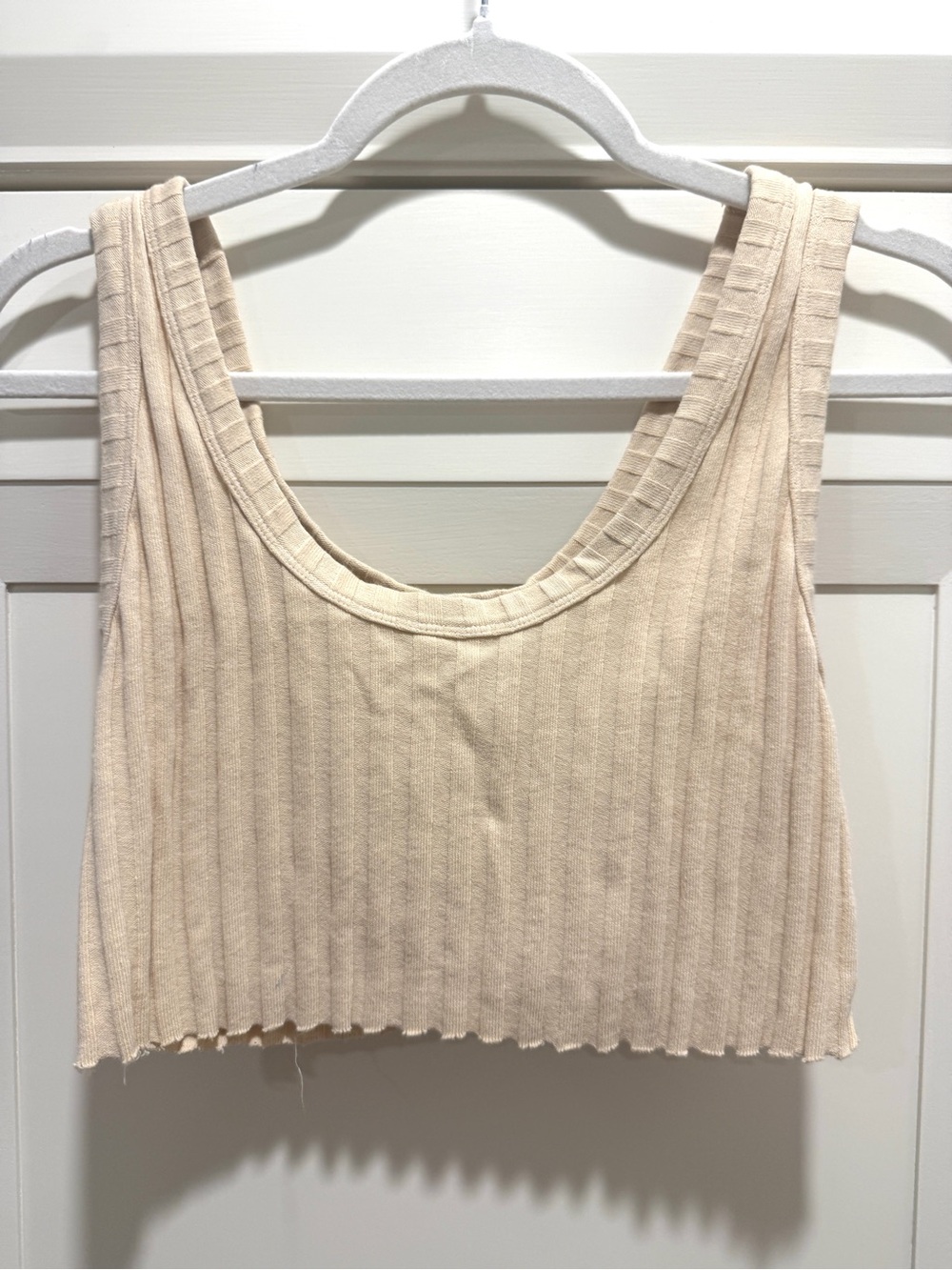 COTTON CITIZEN L Ribbed Tank Crop - Beige